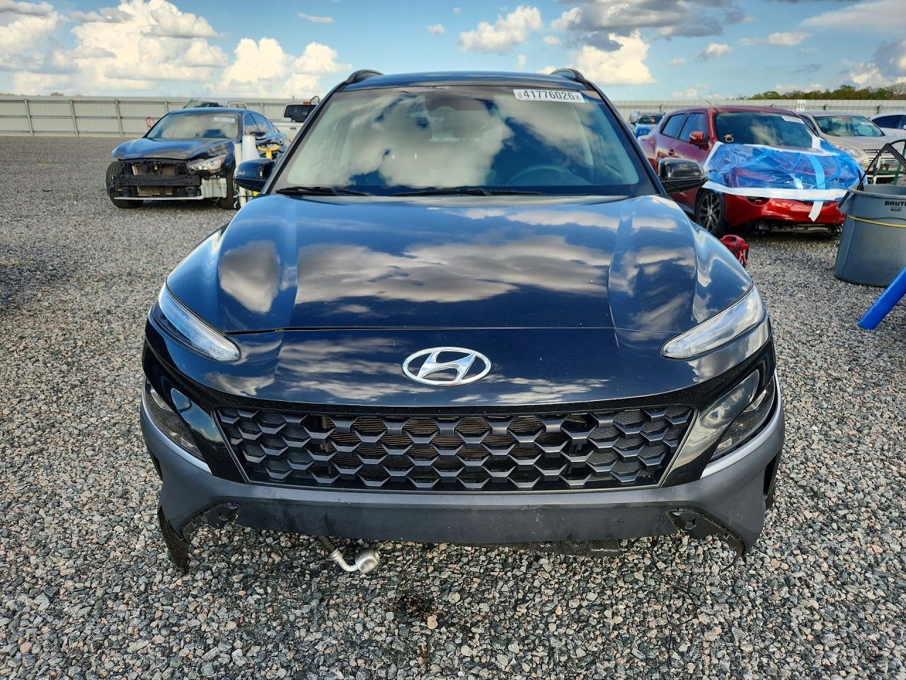 2022 HYUNDAI KONA SEL photo 9