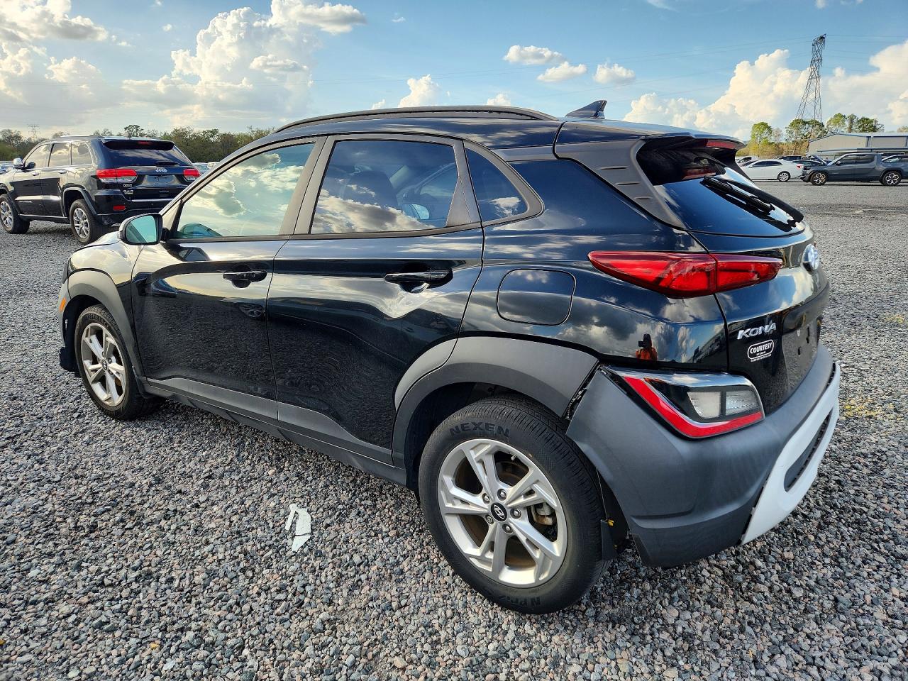 2022 HYUNDAI KONA SEL photo 3