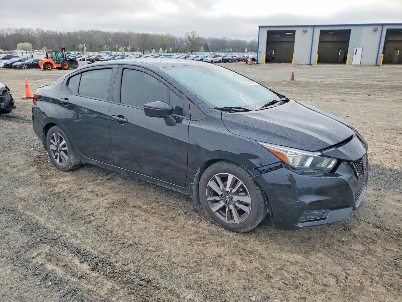 2020 NISSAN VERSA SV photo 10