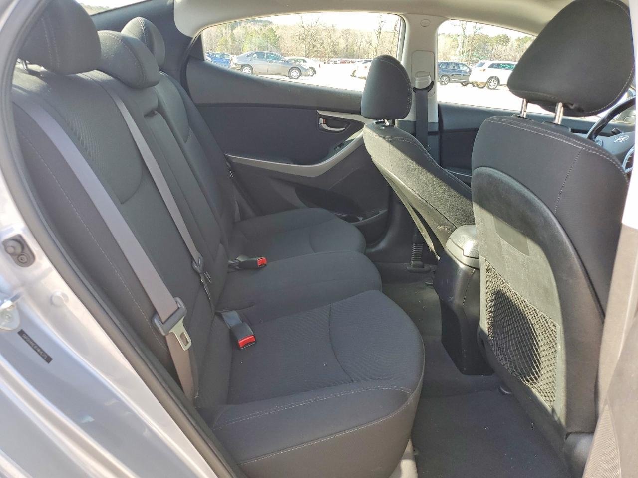 2015 HYUNDAI ELANTRA SE photo 10