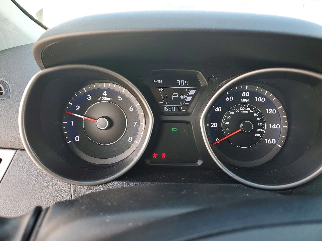 2015 HYUNDAI ELANTRA SE photo 9