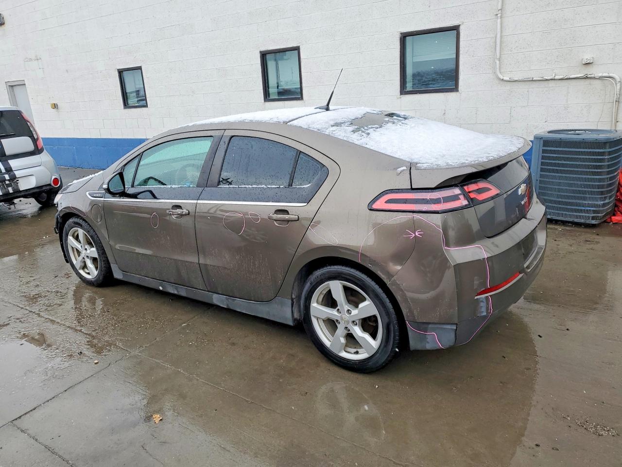 2014 CHEVROLET VOLT photo 3