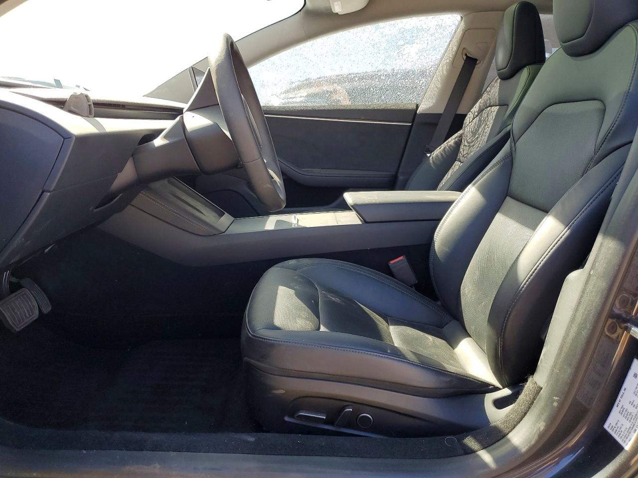2024 TESLA MODEL 3 photo 19