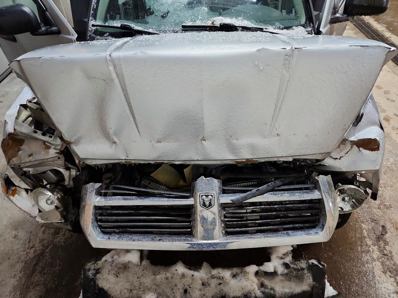 2005 DODGE DAKOTA SLT photo 21