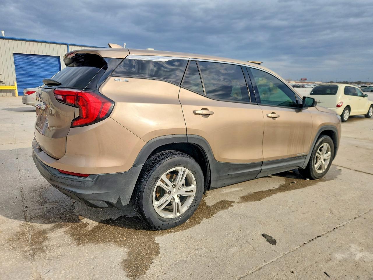 2018 GMC TERRAIN SLE photo 5