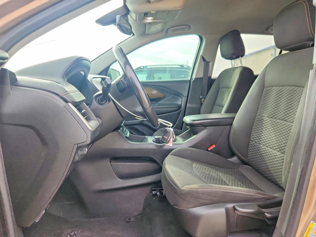 2018 GMC TERRAIN SLE photo 13