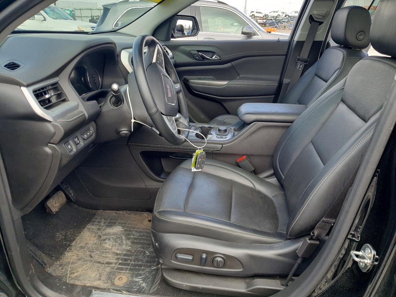 2023 GMC ACADIA SLT photo 7
