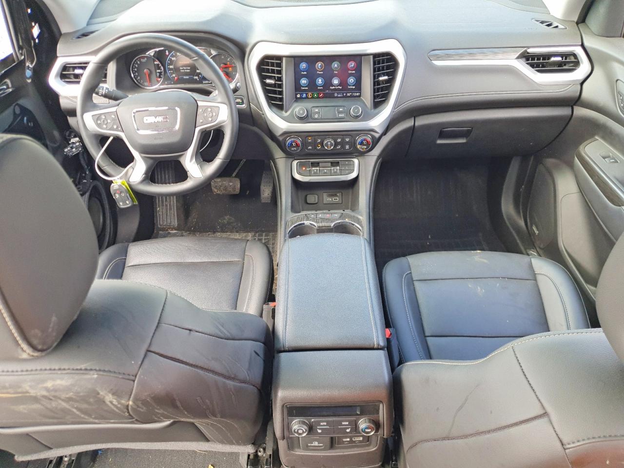 2023 GMC ACADIA SLT photo 8