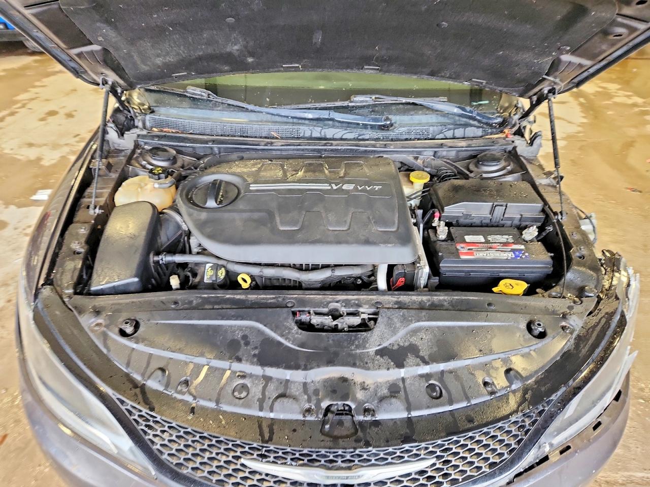 2015 CHRYSLER 200 S photo 11