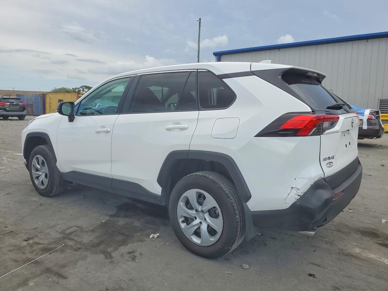 2024 TOYOTA RAV4 LE photo 3