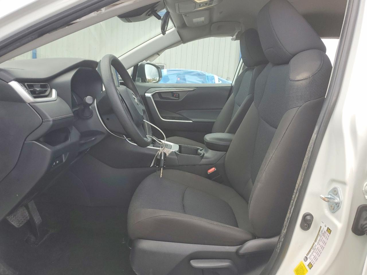 2024 TOYOTA RAV4 LE photo 13