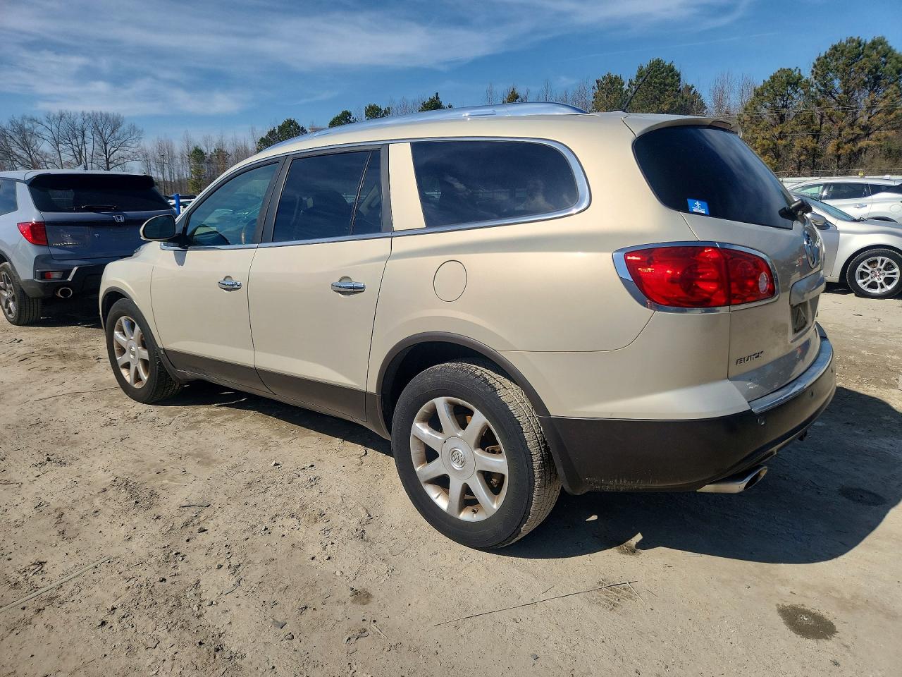 2008 BUICK ENCLAVE CXL photo 3