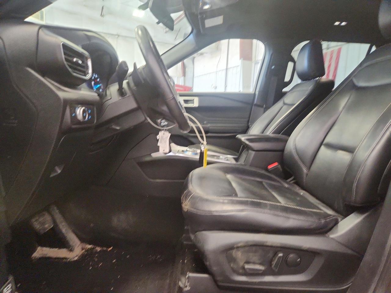 2020 FORD EXPLORER XLT photo 13