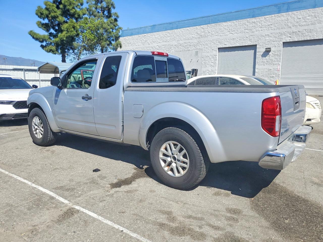 2006 NISSAN FRONTIER photo 3