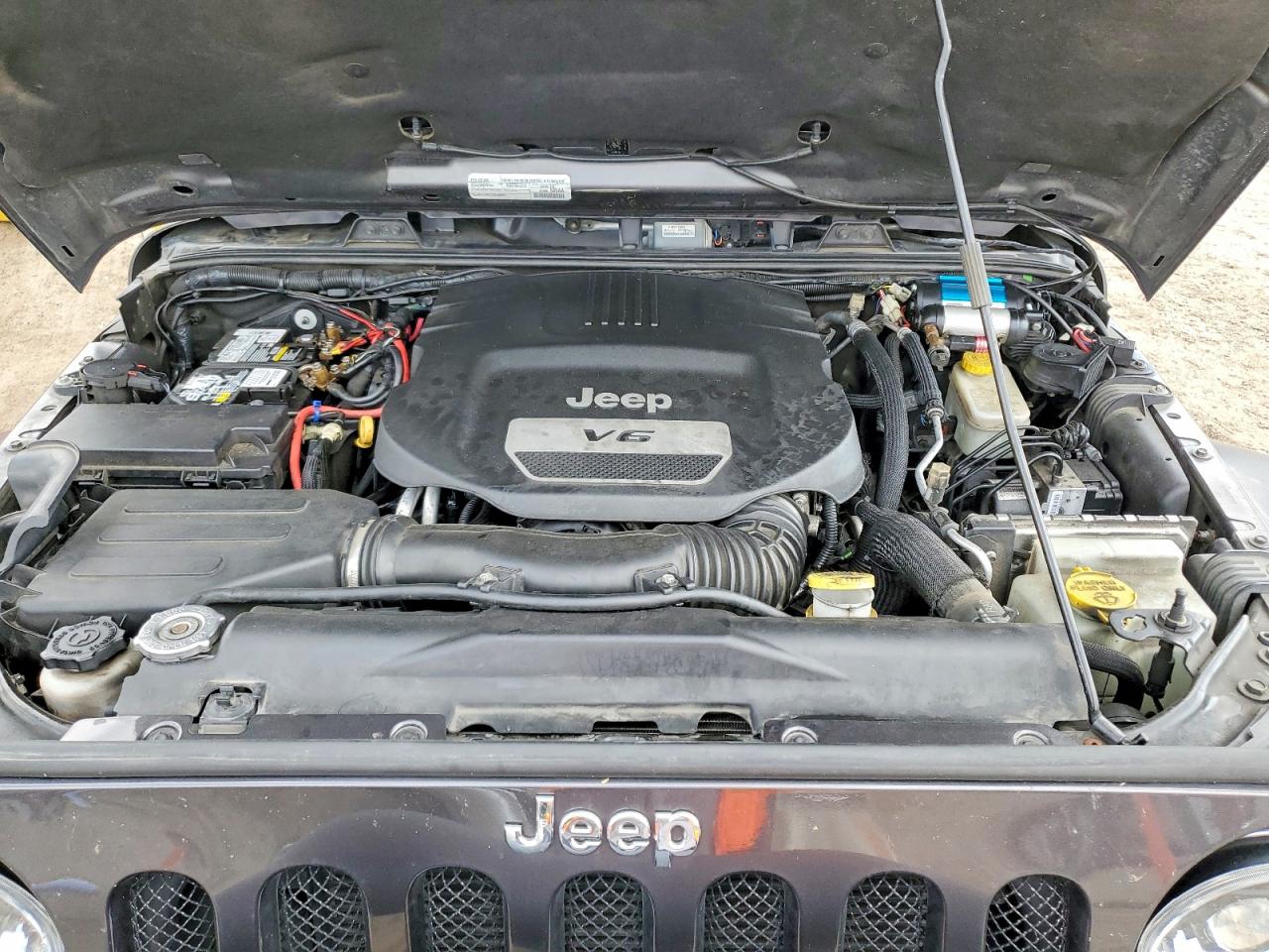 2016 JEEP WRANGLER UNLIMITED photo 11