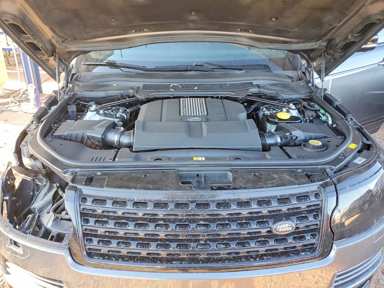 2015 LAND ROVER RANGE ROVER SUPERCHARGED photo 31