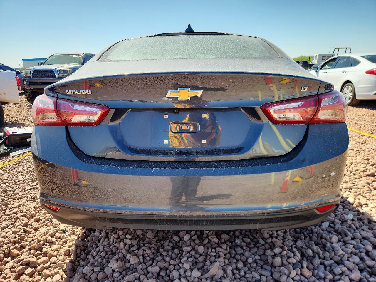 2021 CHEVROLET MALIBU LT photo 11