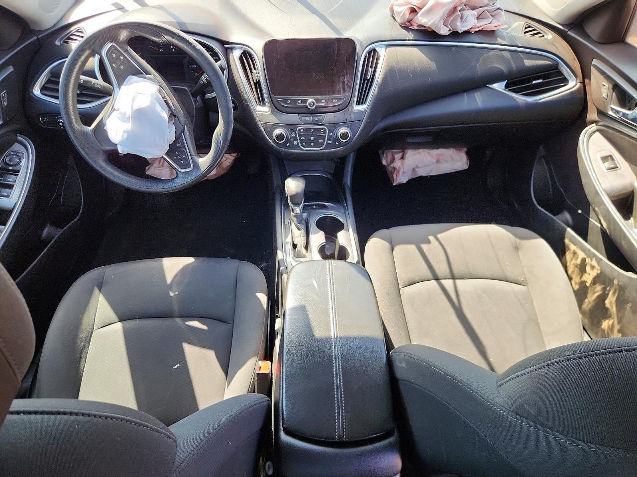 2021 CHEVROLET MALIBU LT photo 15