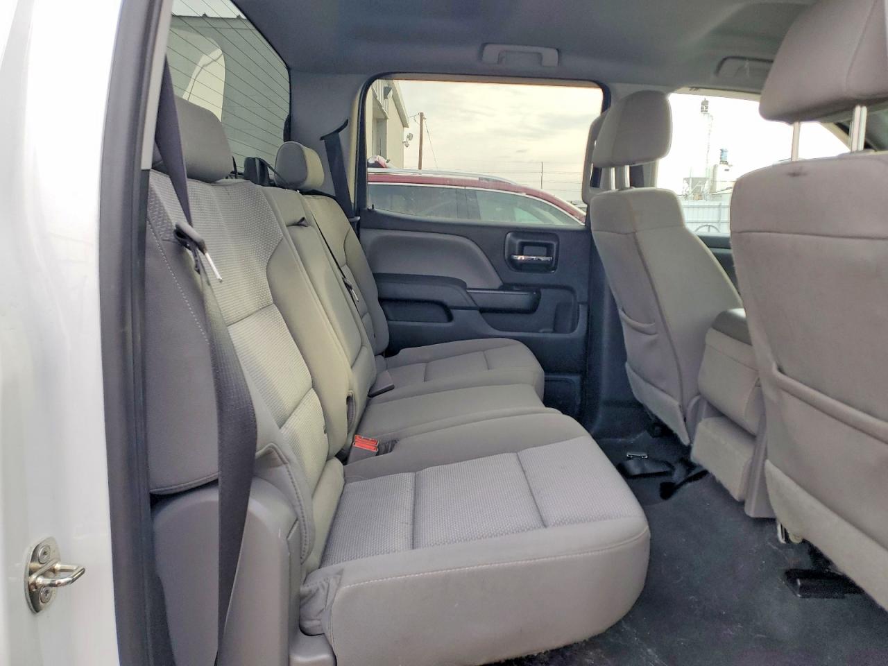 2018 CHEVROLET SILVERADO K1500 CUSTOM photo 19