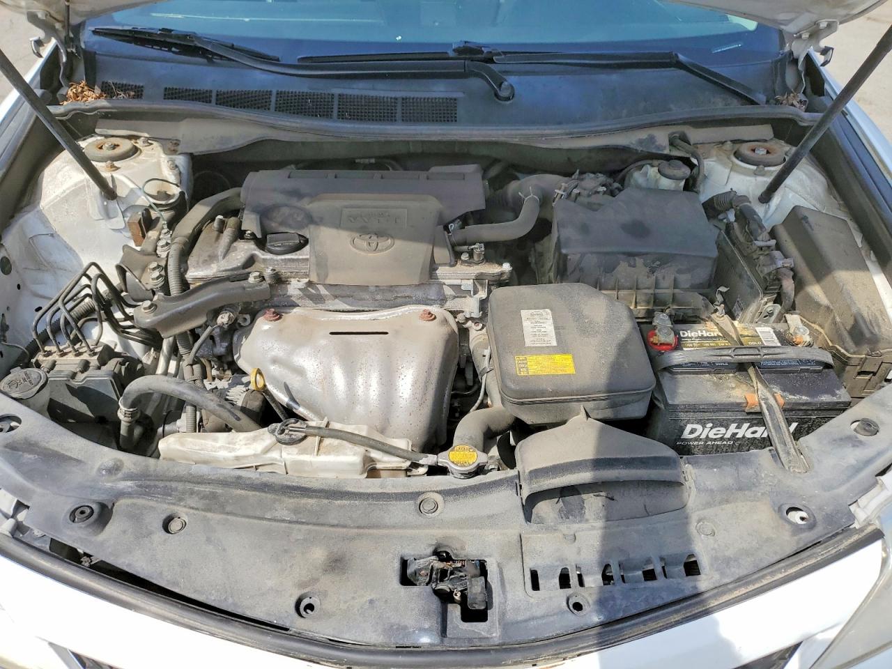 2013 TOYOTA CAMRY SE photo 21