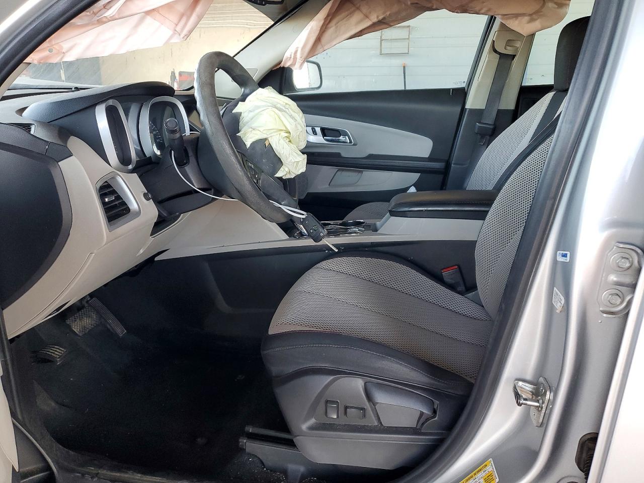 2017 CHEVROLET EQUINOX LS photo 7