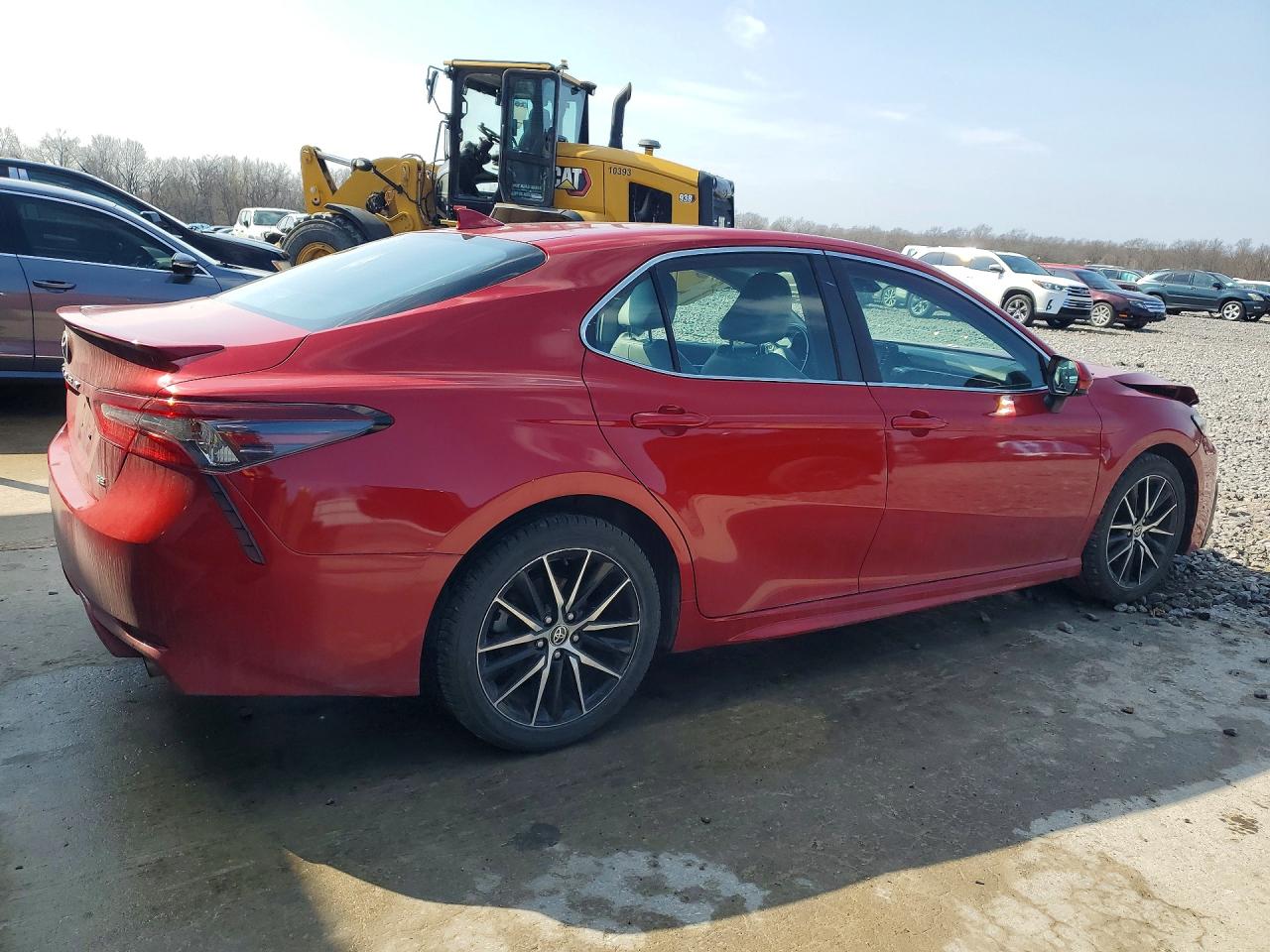 2021 TOYOTA CAMRY SE photo 7