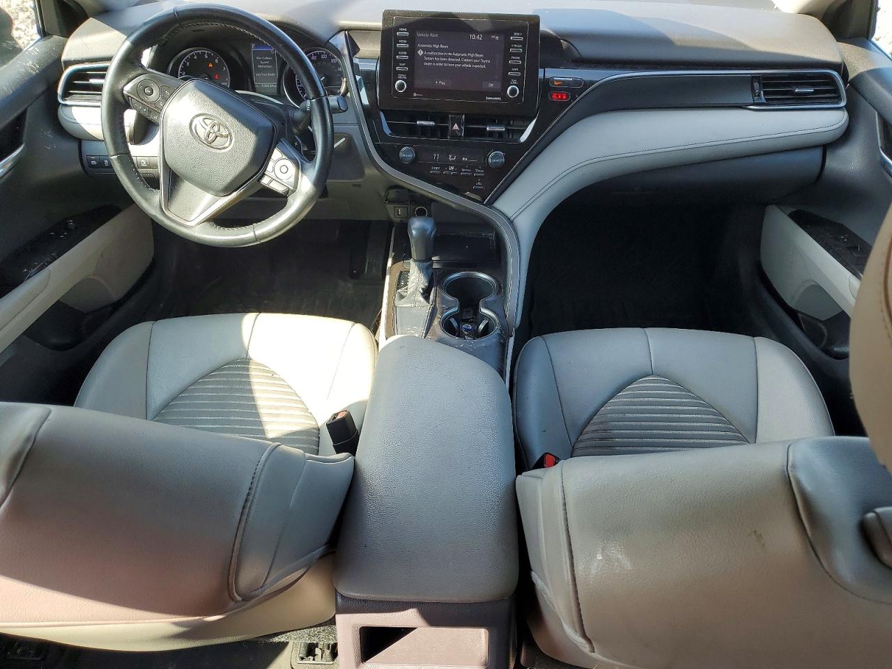 2021 TOYOTA CAMRY SE photo 22