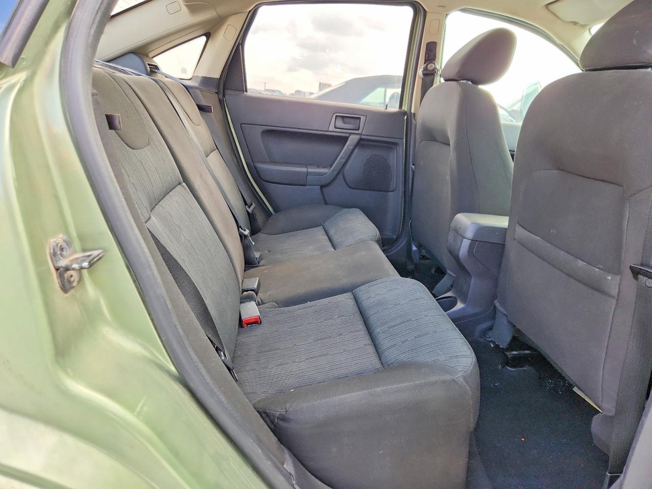 2008 FORD FOCUS SE photo 19