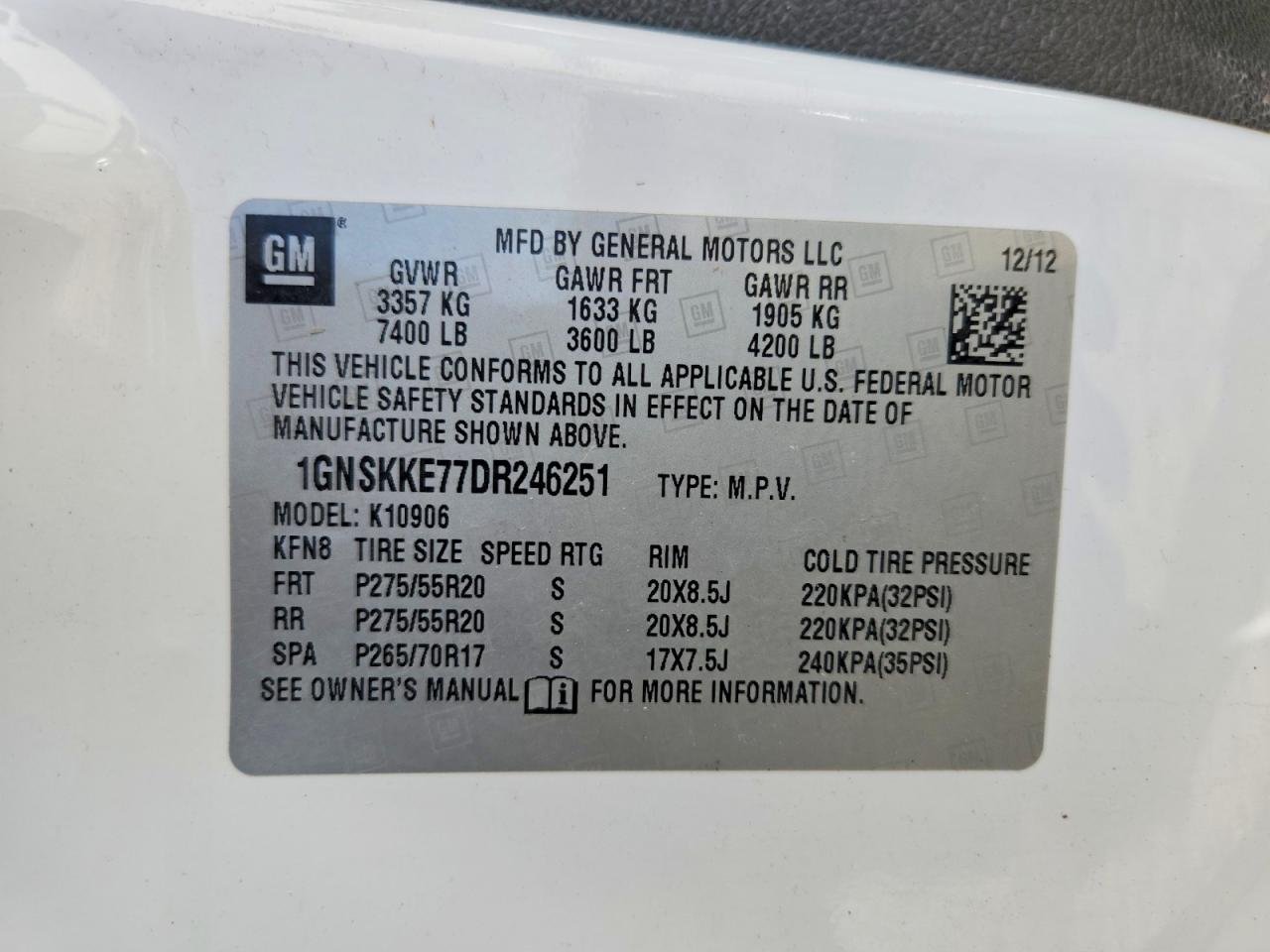 2013 CHEVROLET SUBURBAN K1500 LTZ photo 13