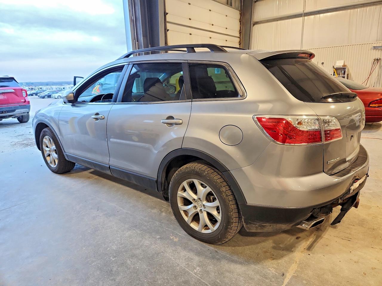 2011 MAZDA CX-9 photo 2