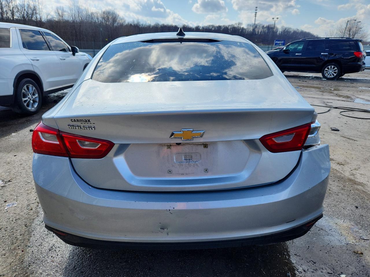 2017 CHEVROLET MALIBU LS photo 11