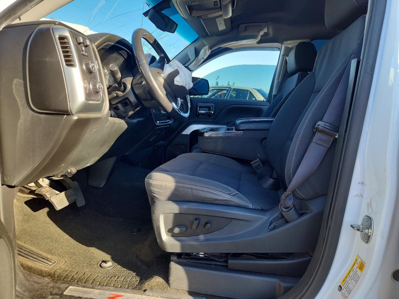 2017 CHEVROLET SILVERADO K1500 LT photo 7