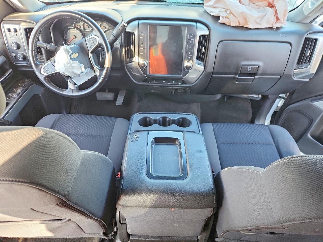 2017 CHEVROLET SILVERADO K1500 LT photo 8