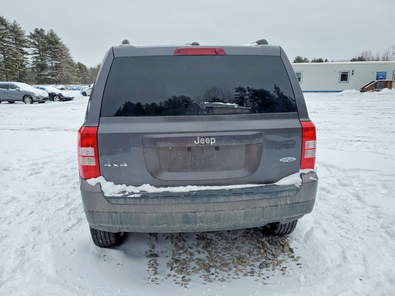 2015 JEEP PATRIOT LATITUDE photo 6