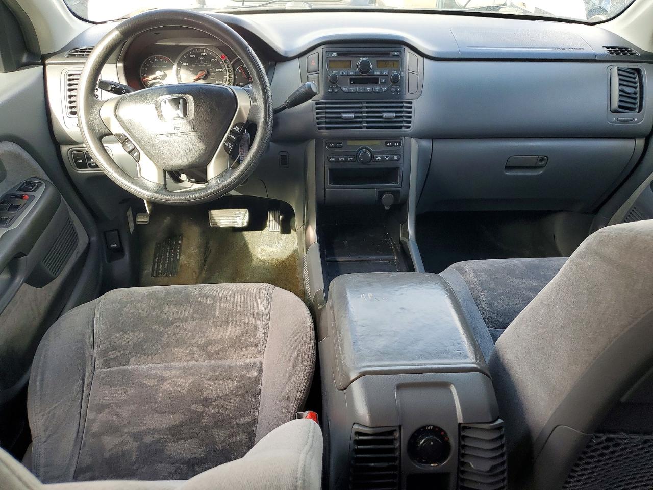 2004 HONDA PILOT EX photo 22
