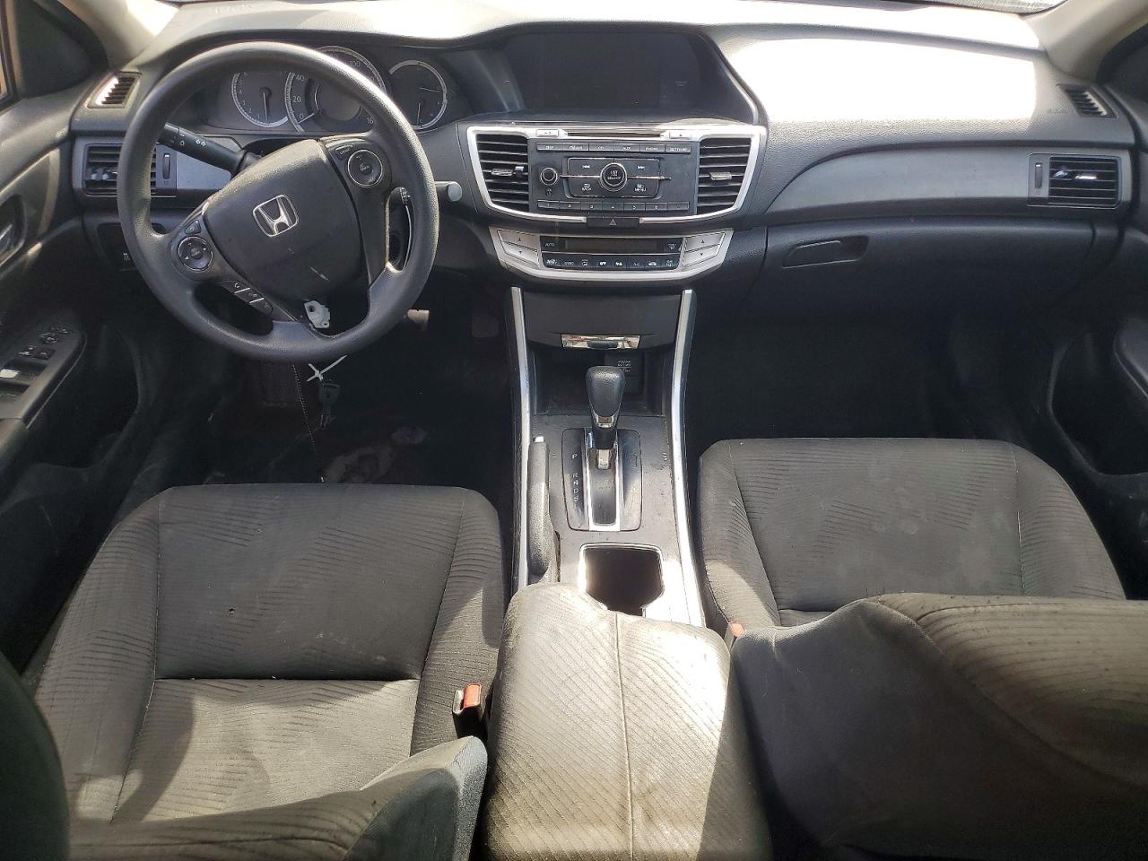 2015 HONDA ACCORD LX photo 15