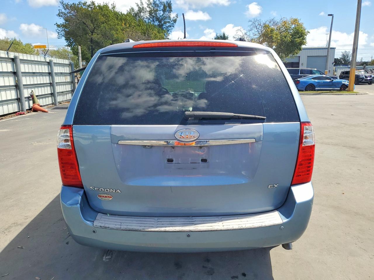 2010 KIA SEDONA EX photo 11