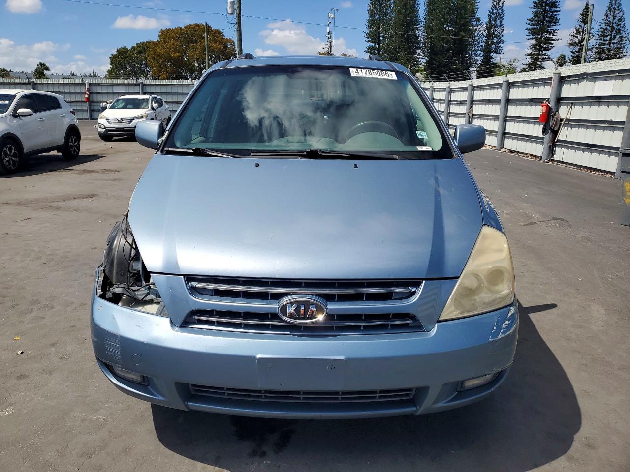 2010 KIA SEDONA EX photo 9