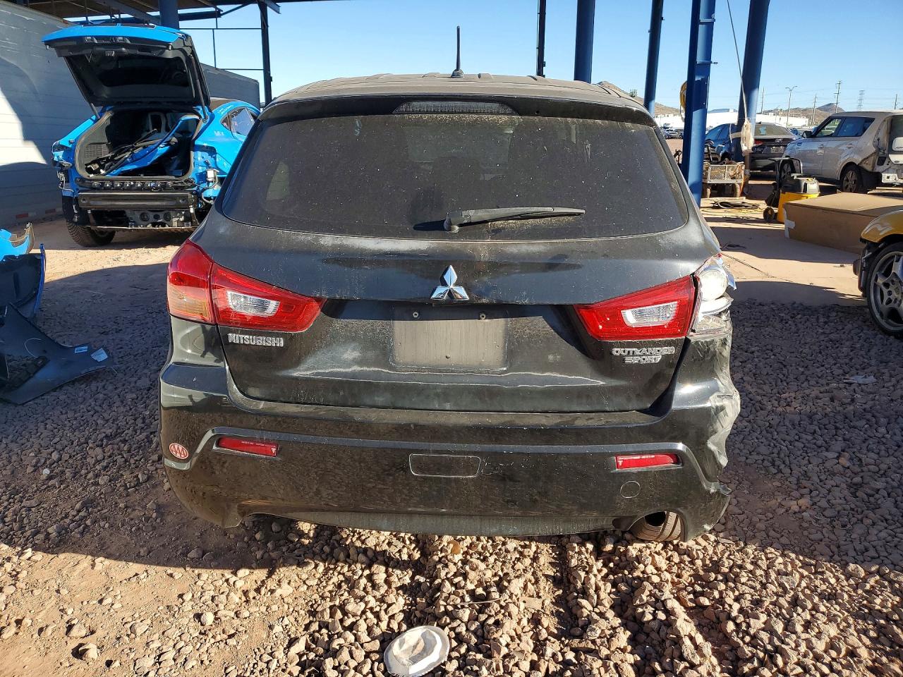 2011 MITSUBISHI OUTLANDER SPORT ES photo 16