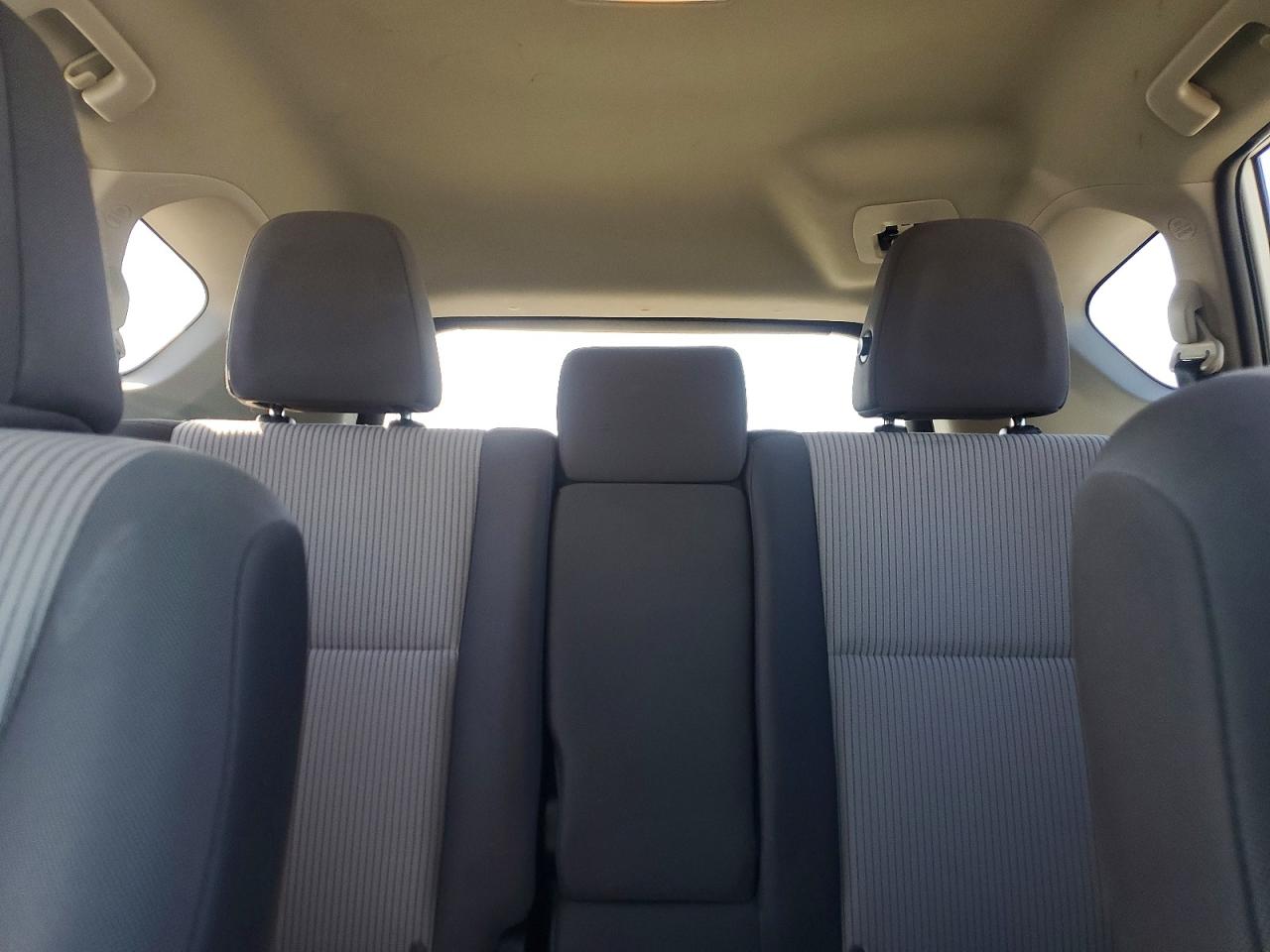 2014 TOYOTA RAV4 LE photo 19