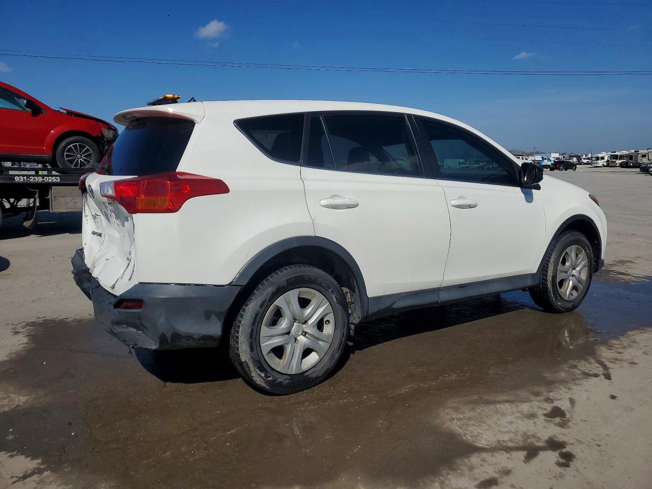 2014 TOYOTA RAV4 LE photo 5