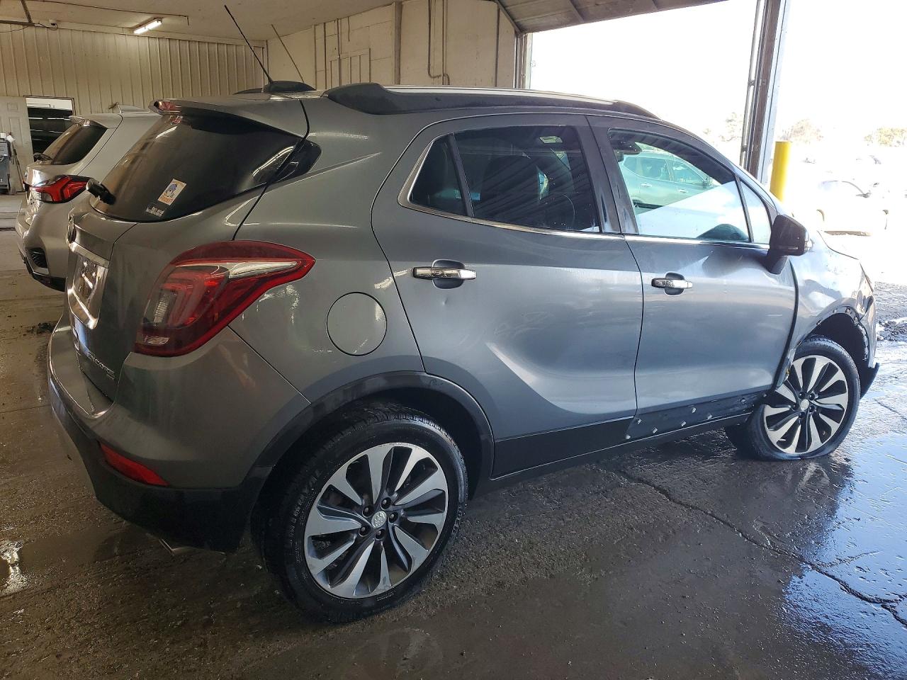2020 BUICK ENCORE ESSENCE photo 3