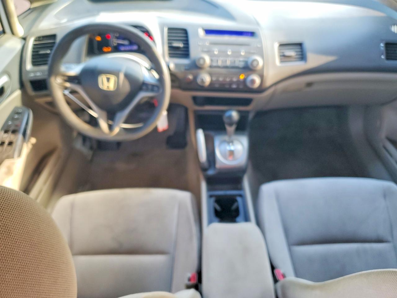 2011 HONDA CIVIC LX photo 8