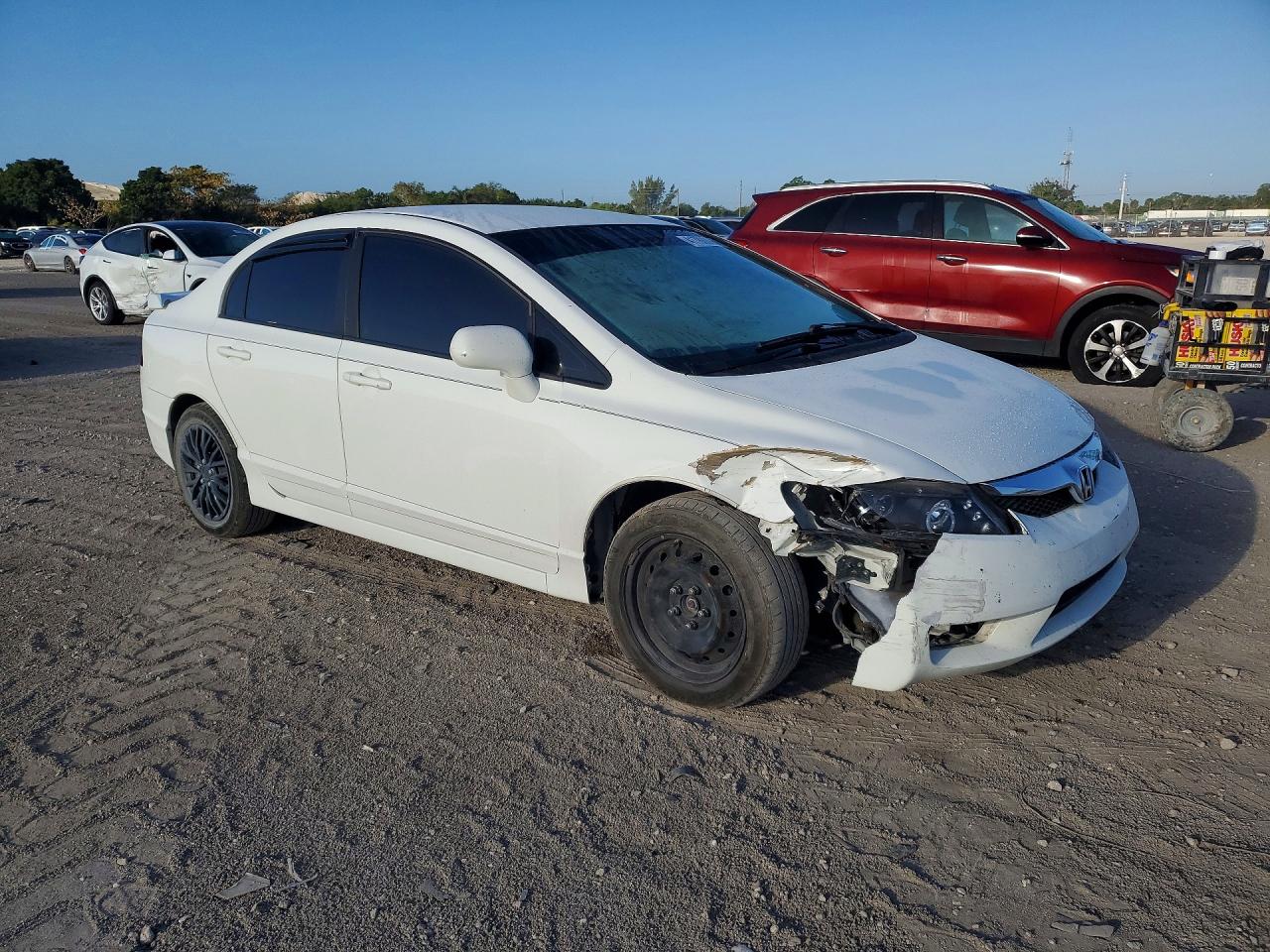 2011 HONDA CIVIC LX photo 4