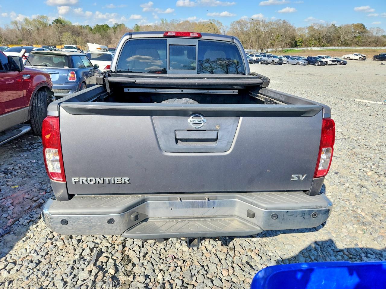 2019 NISSAN FRONTIER SV photo 16