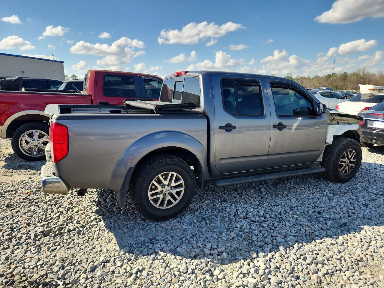2019 NISSAN FRONTIER SV photo 7