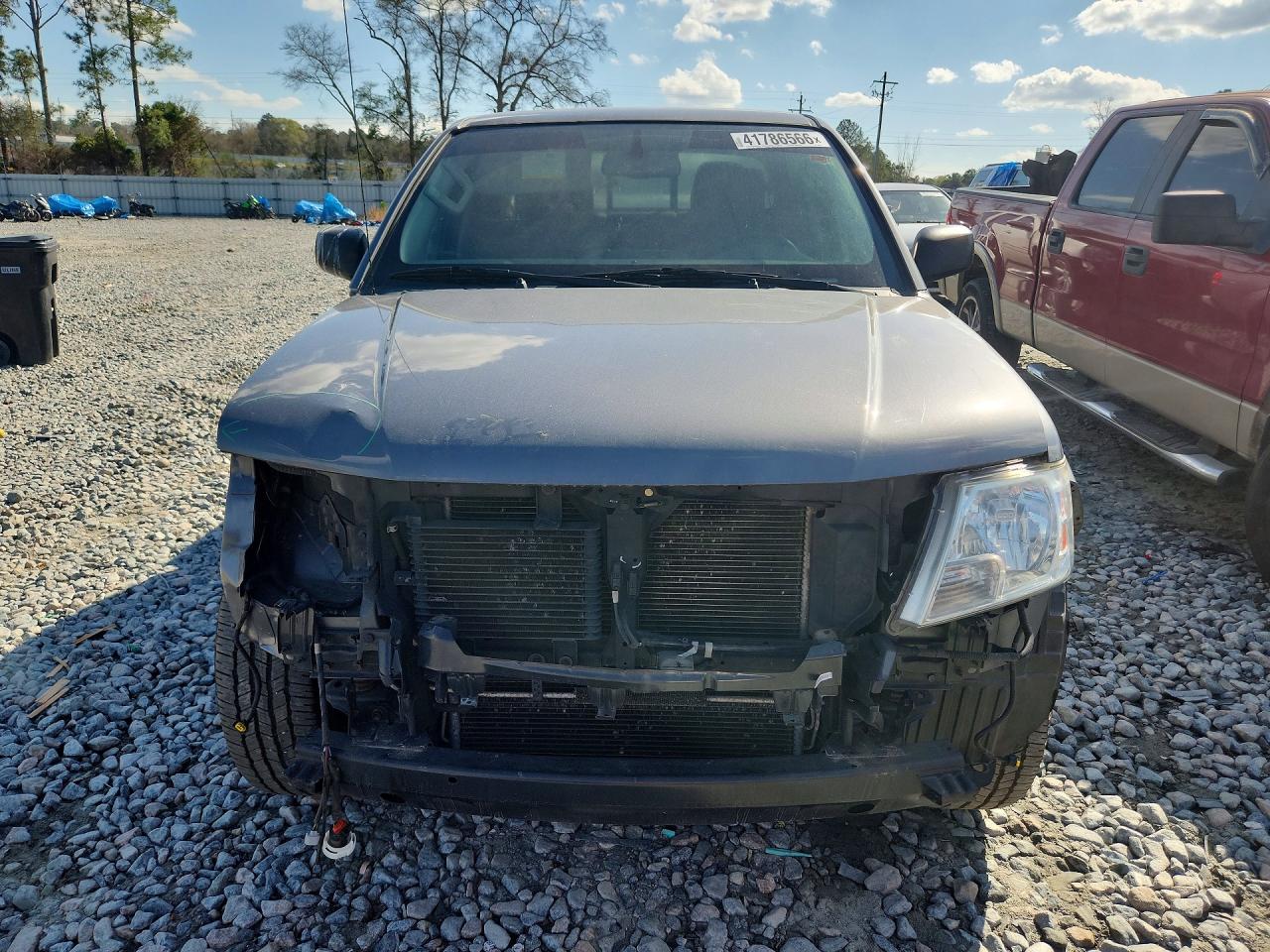 2019 NISSAN FRONTIER SV photo 13