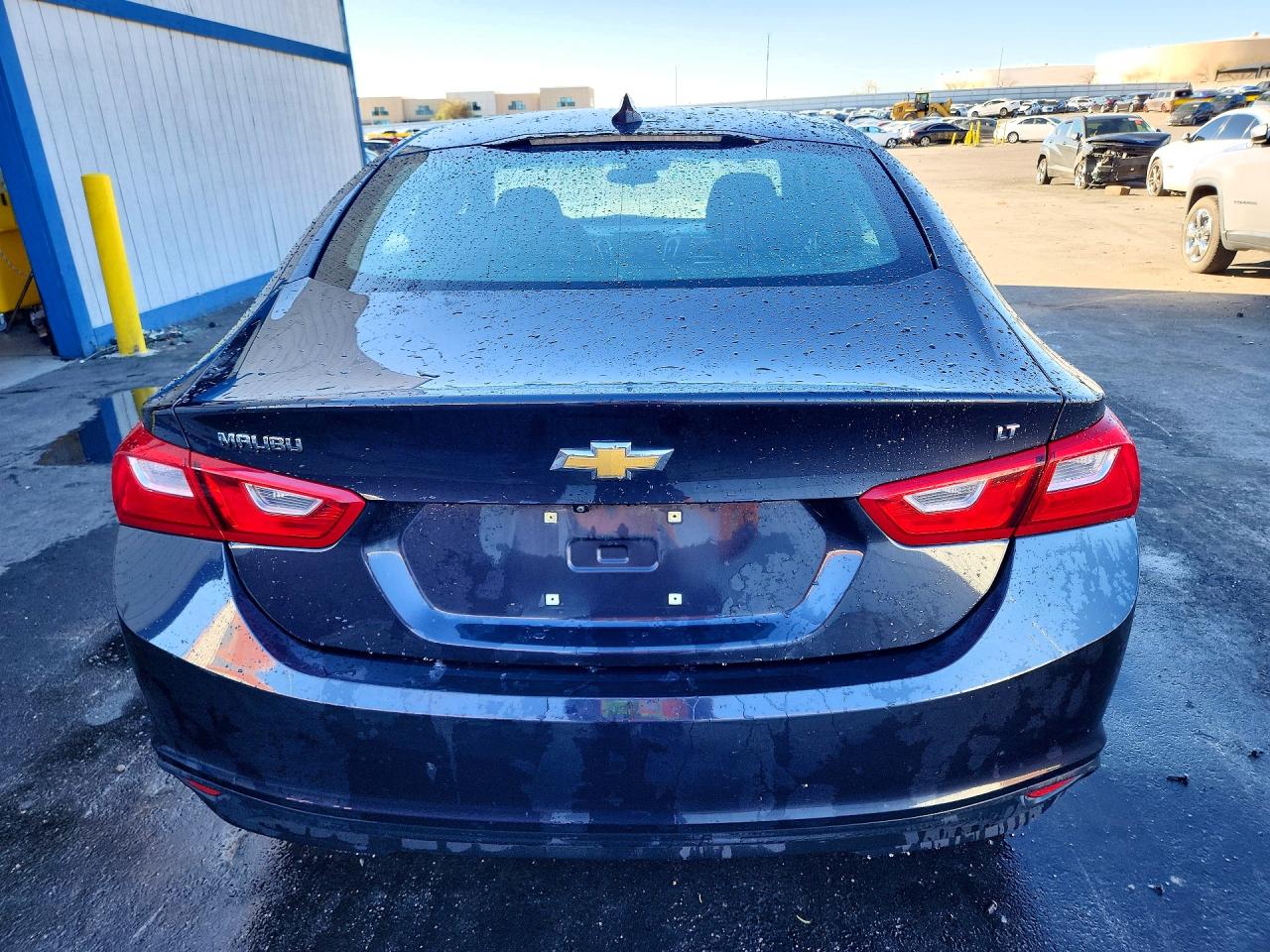 2023 CHEVROLET MALIBU LT photo 6