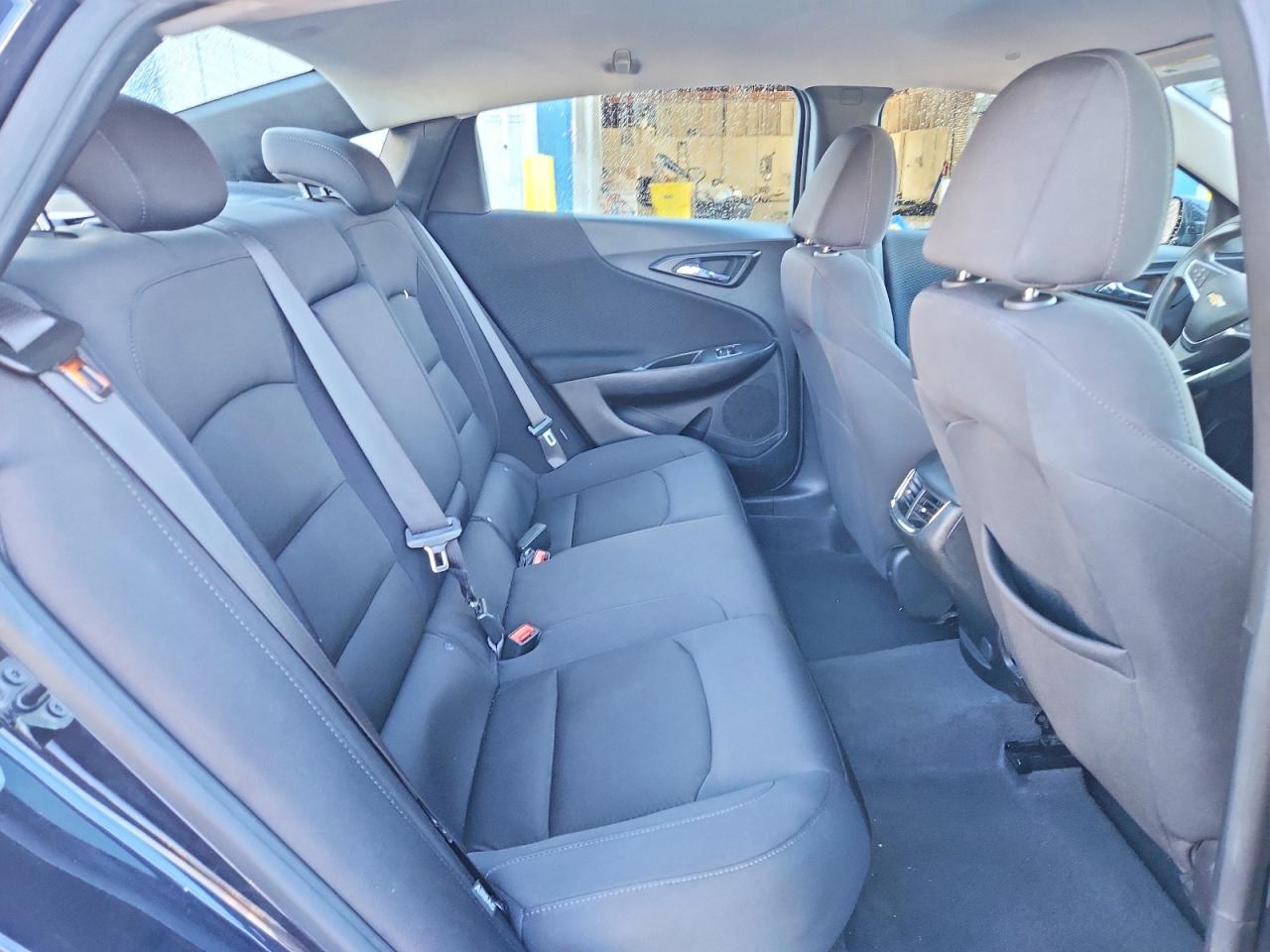 2023 CHEVROLET MALIBU LT photo 10