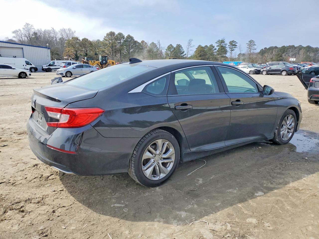 2018 HONDA ACCORD LX photo 7